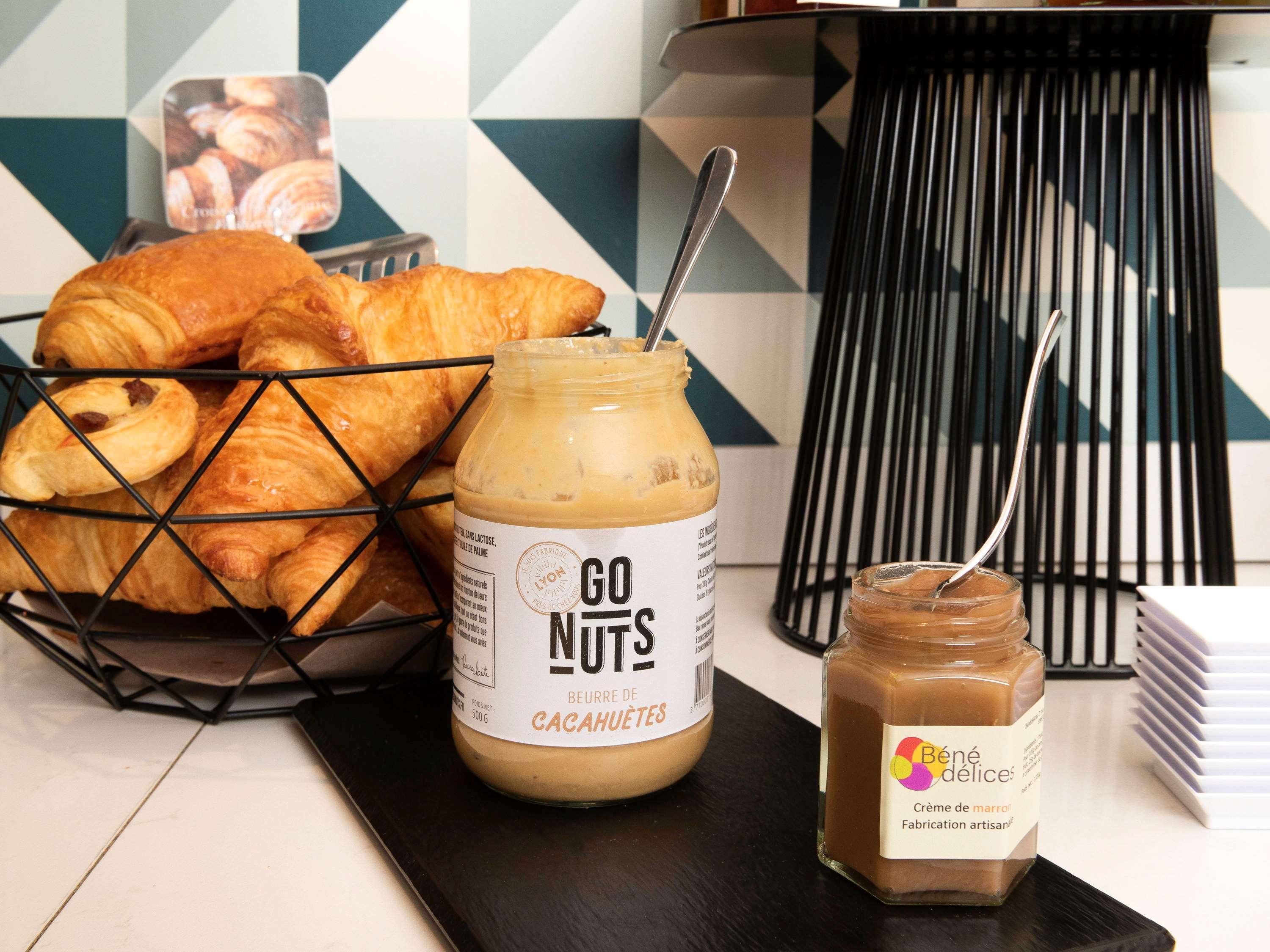 Mercure Lyon Charbonnieres Ngoại thất bức ảnh